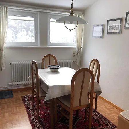 Haus Stuber Apartamento *